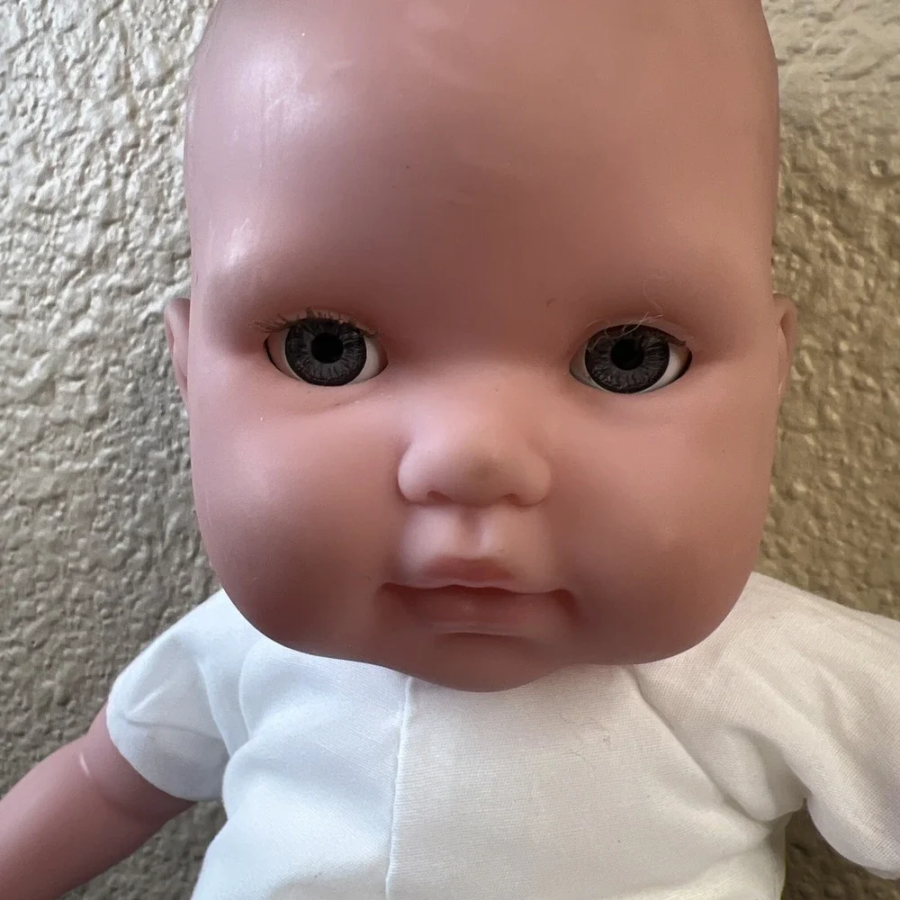 JC Toys Berenguer 15